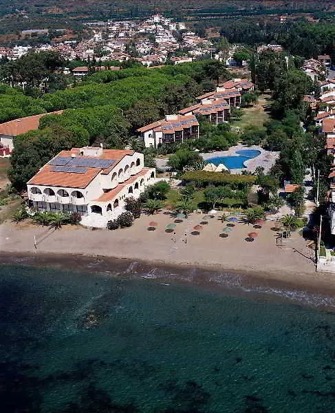 Dogan Paradise Beach Ozdere Turkey